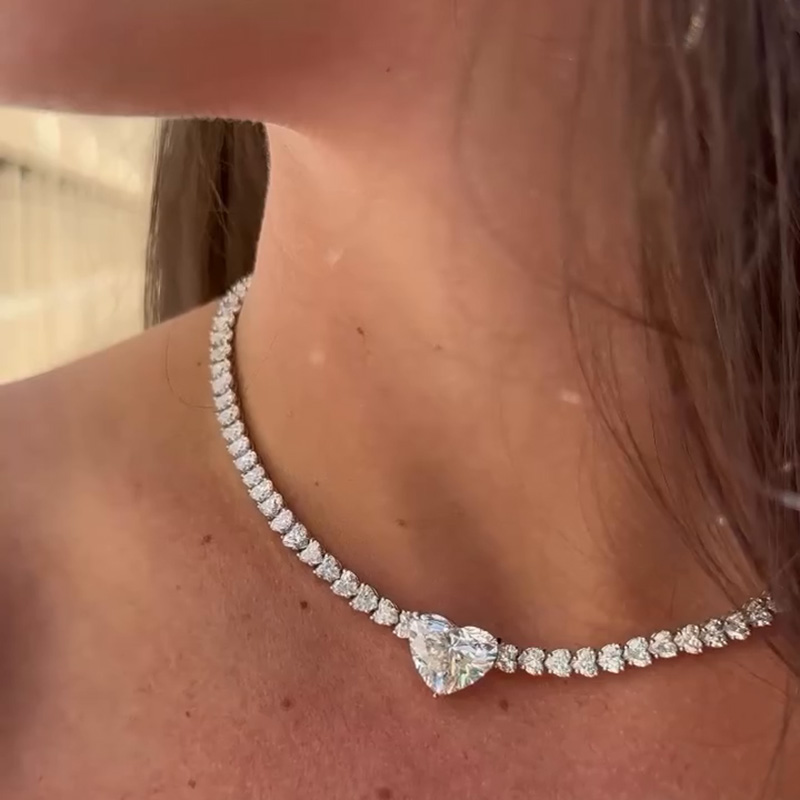 28ctw Heart Cut White Sapphire Elegant Handmade Necklace