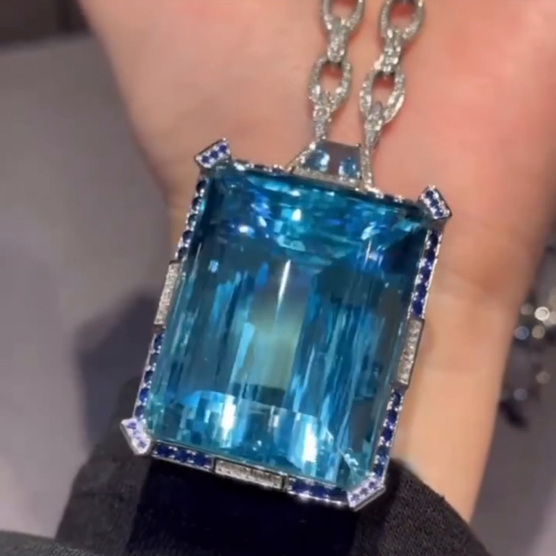 95ct Emerald Cut Aquamarine Handmade Necklace