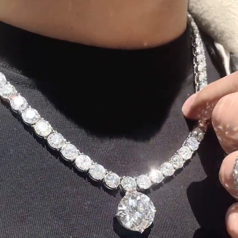 22ct Center Stone Round Cut White Sapphire Men's Necklace