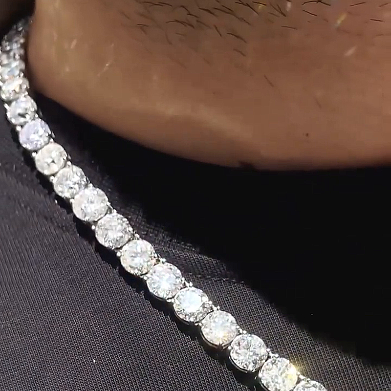 22ct Center Stone Round Cut White Sapphire Men's Necklace