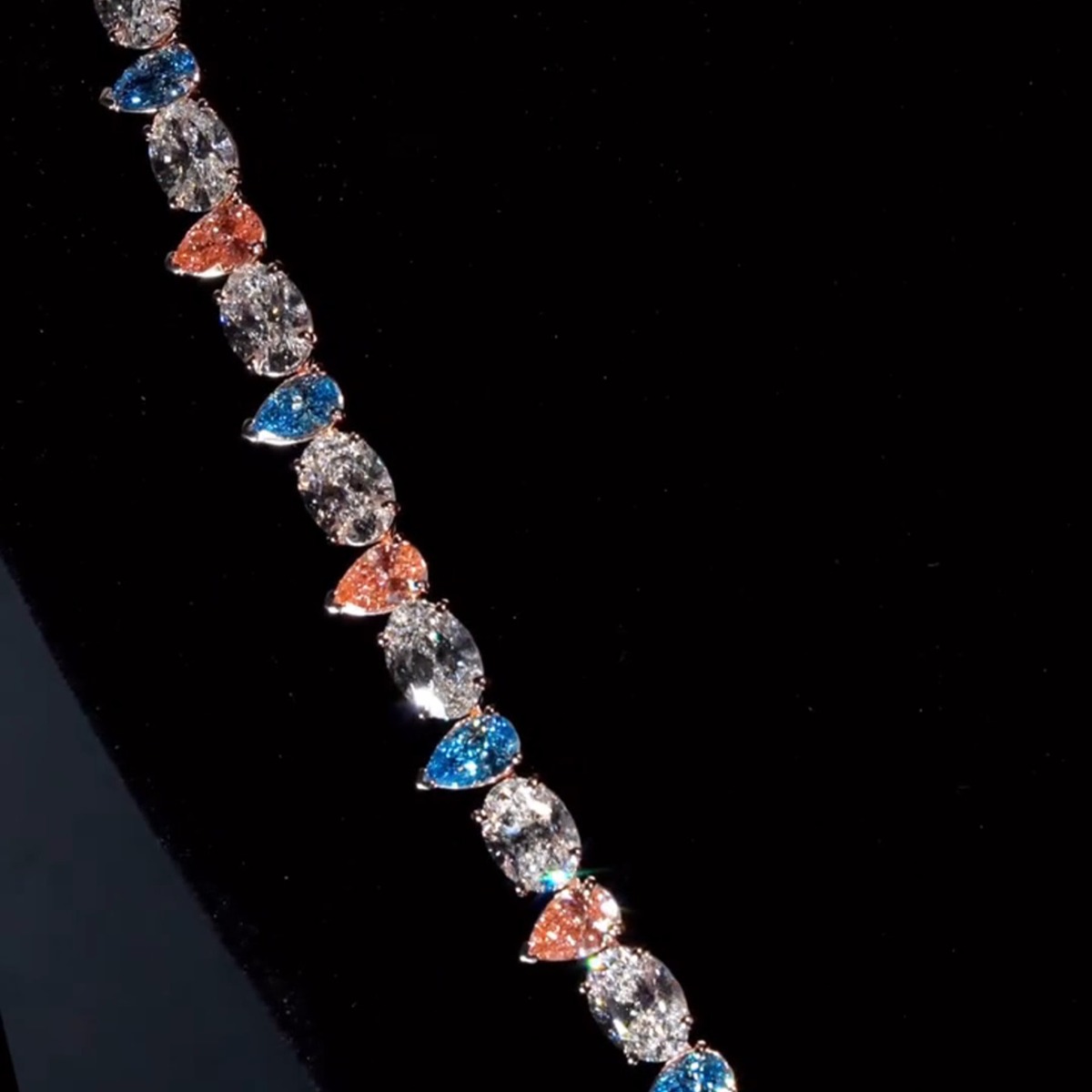 45ct Pear-cut And Oval-cut Zircon Handmade Sterling Silver Necklace