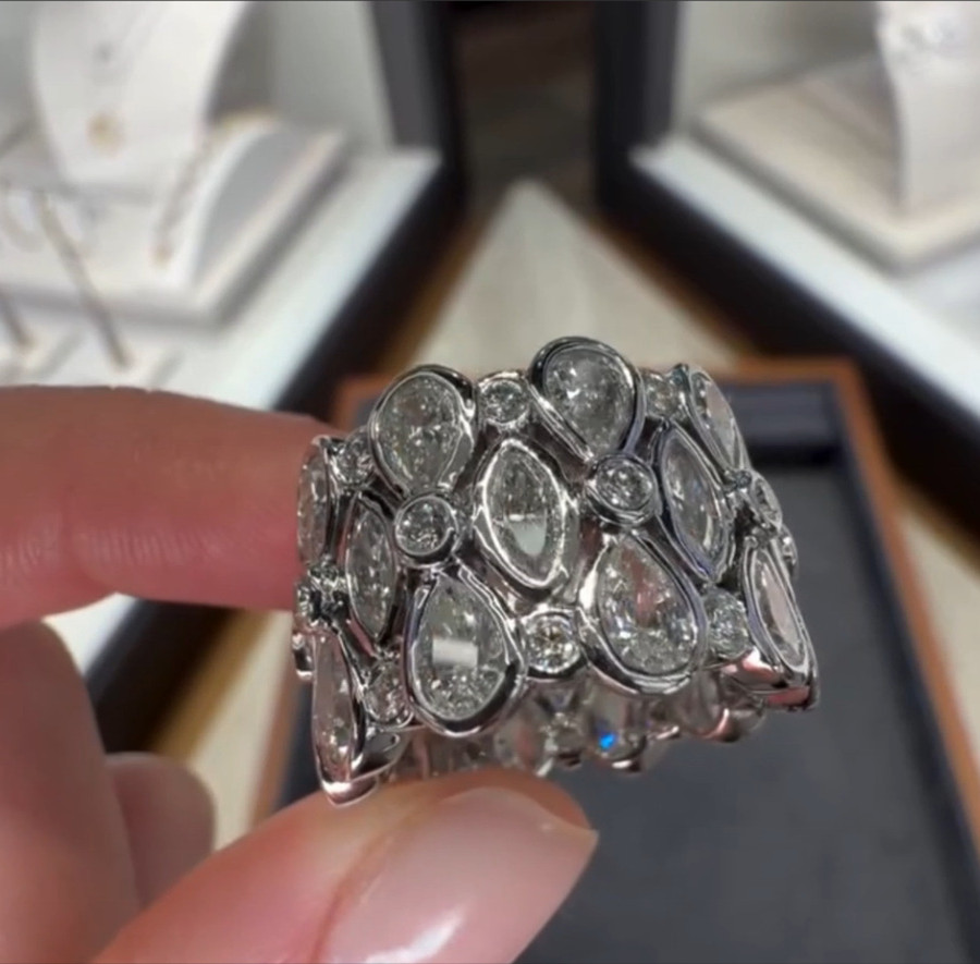 Multi-Cut Zircon Flower Design Wide Band Ring