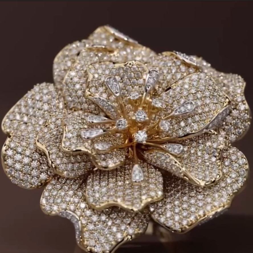 7.95ct Luxury Flower Design Cocktail Ring
