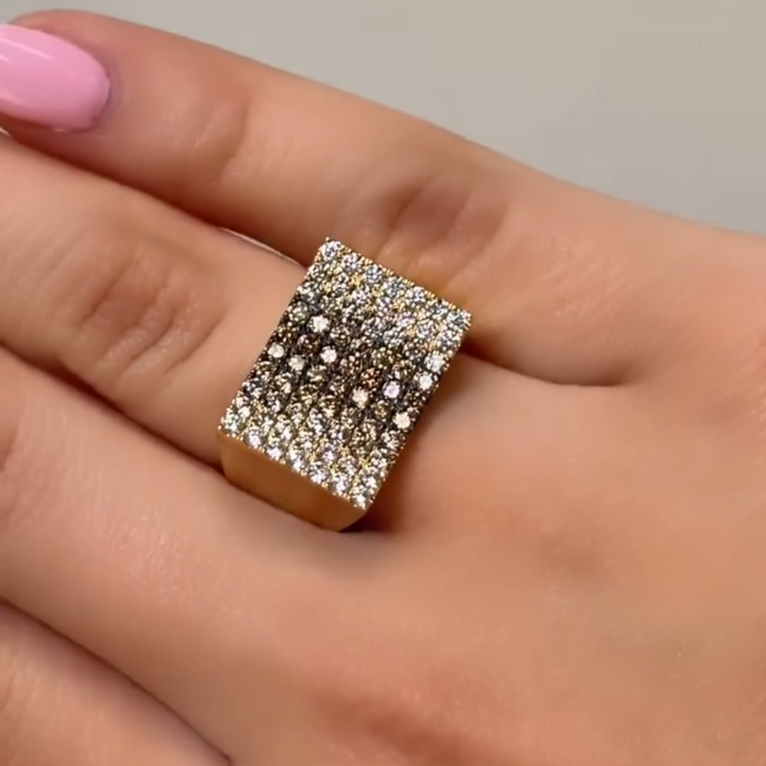 5.35-carat Chocolate Gradient Gemstone Ring