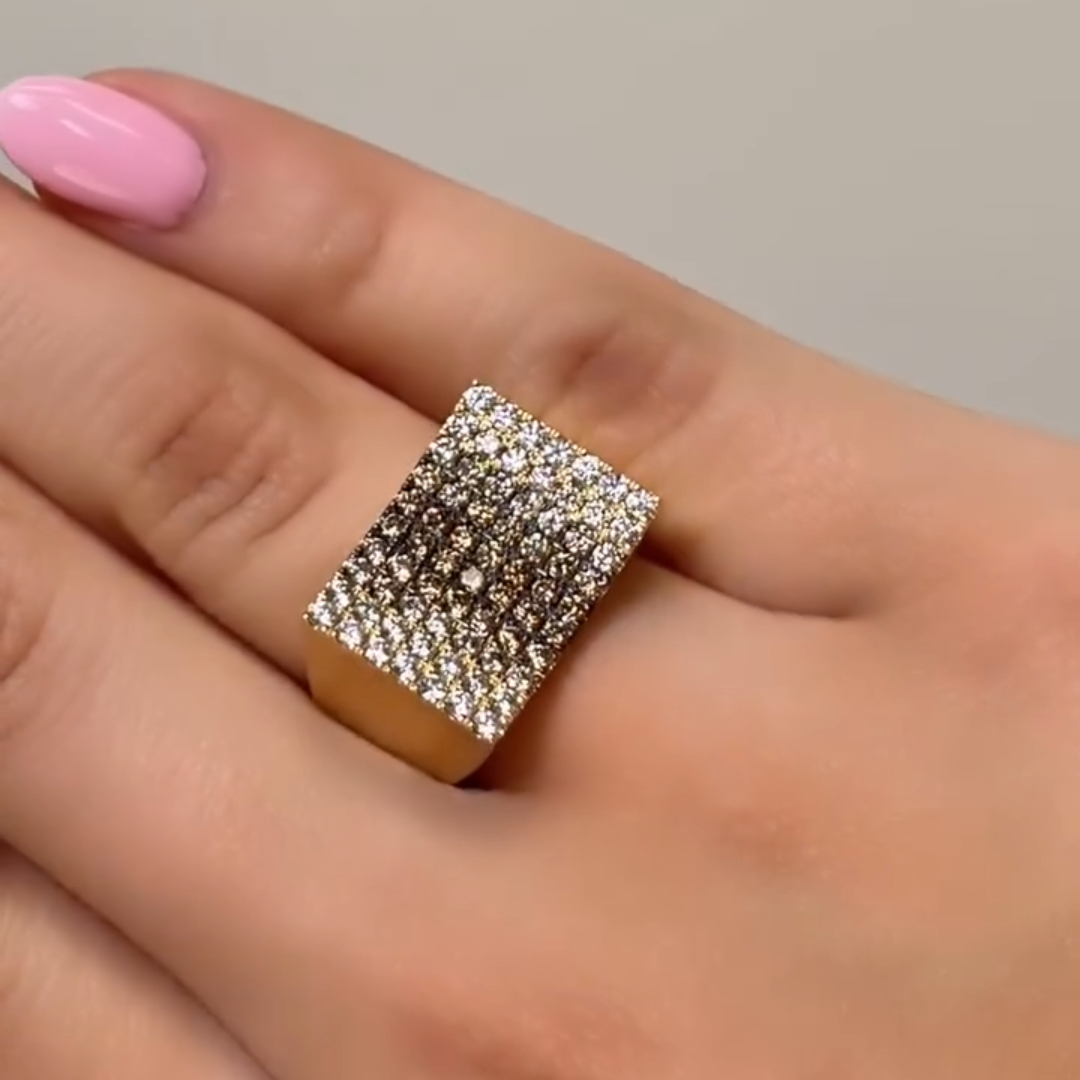 5.35-carat Chocolate Gradient Gemstone Ring