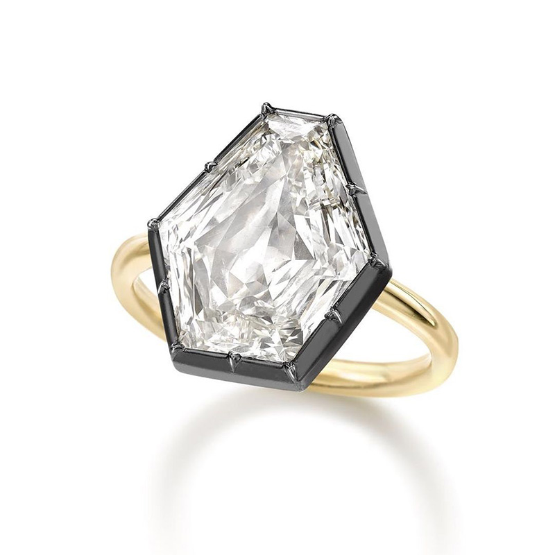10ct Shield Shape White Sapphire Two Tone Super Women Ring In Yellow Gold