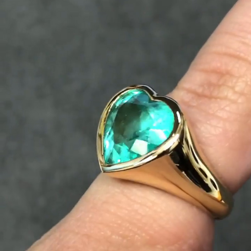5ct Heart Cut Emerald Handmade Engagement Ring In Yellow Gold