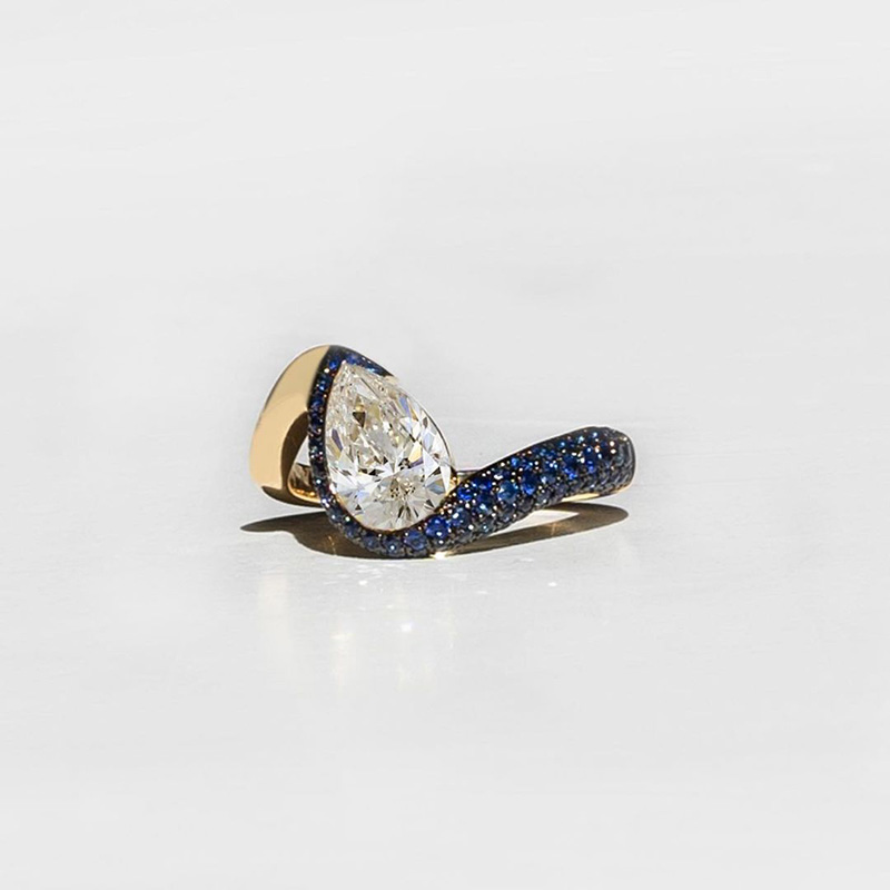 4ct Pear Cut Paved Blue Sapphires Engagement Ring In Yellow Gold
