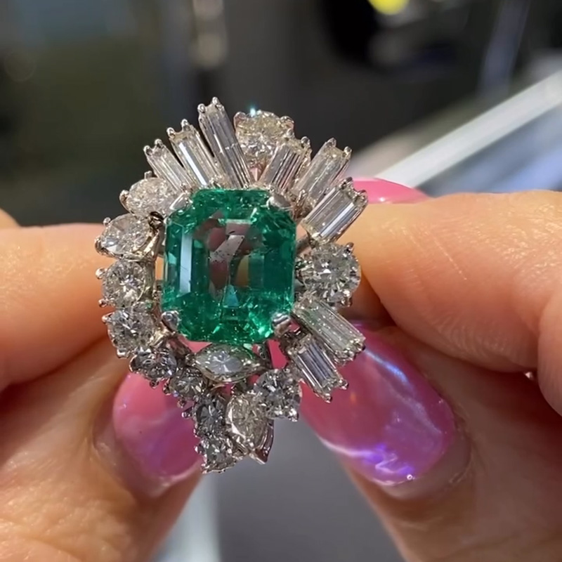 4.5ct Asscher Cut Emerald Cluster Vintage Cocktail Ring