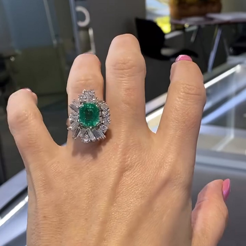 4.5ct Asscher Cut Emerald Cluster Vintage Cocktail Ring