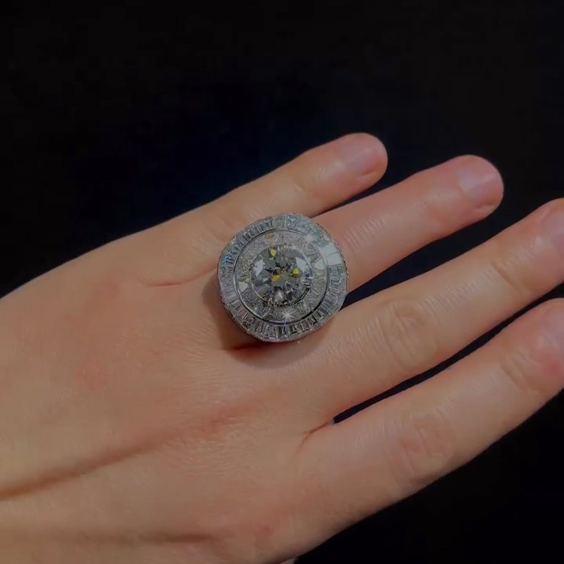 7ct Round Cut White Sapphire Set In Baguette Chandelier Men's Ring