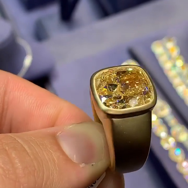 4.5ct Cushion Cut Yellow Sapphire Handmade Yellow Gold Simple Men's Ring
