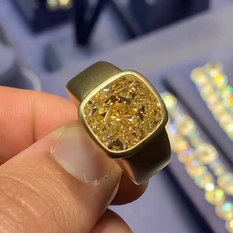 4.5ct Cushion Cut Yellow Sapphire Handmade Yellow Gold Simple Men's Ring