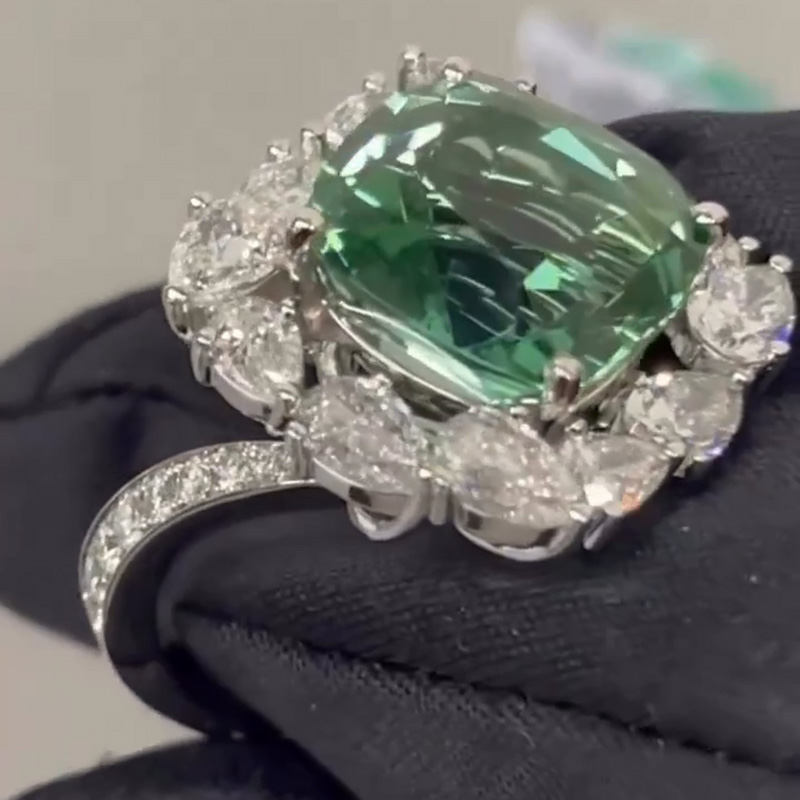 7.5ct Cushion Cut Emerald Green Surrounded By White Pear Gemstones Art Design Ring