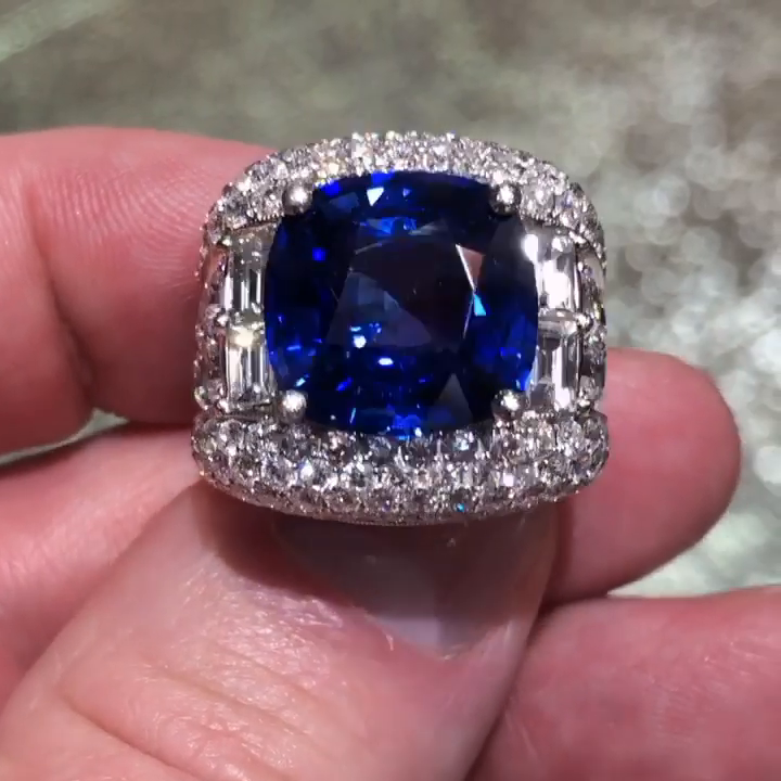 20ctw Cushion Cut Royal Blue Sapphire Center Stone Half Set Handmade Men's Ring