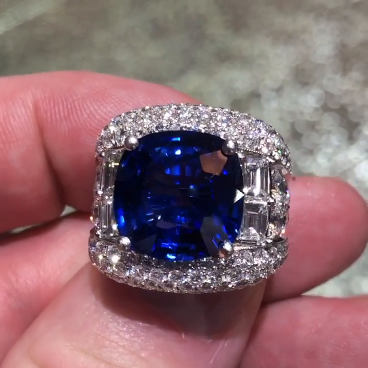 20ctw Cushion Cut Royal Blue Sapphire Center Stone Half Set Handmade Men's Ring