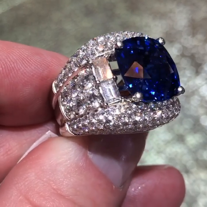 20ctw Cushion Cut Royal Blue Sapphire Center Stone Half Set Handmade Men's Ring