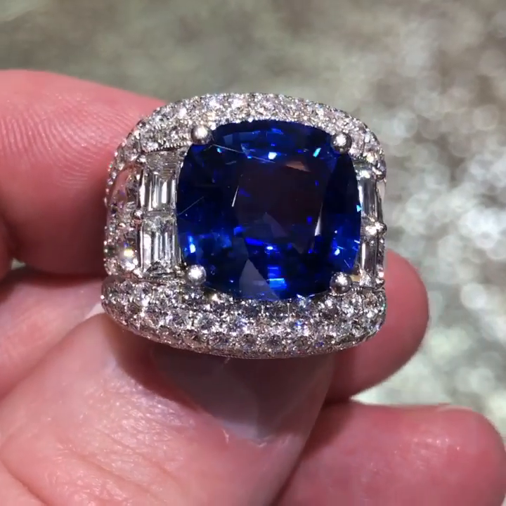 20ctw Cushion Cut Royal Blue Sapphire Center Stone Half Set Handmade Men's Ring