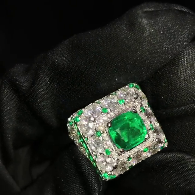 4.5ct Cushion Cut Emerald Green Center Stone Surrounded By Round Cut White Sapphires Luxury Handmade Men's Ring