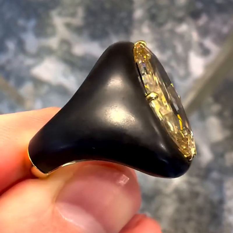 5ct Oval Cut Yellow Sapphire Strong Contrast Yellow Gold Handmade Men's Ring