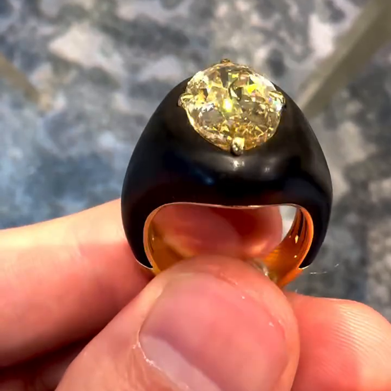 5ct Oval Cut Yellow Sapphire Strong Contrast Yellow Gold Handmade Men's Ring