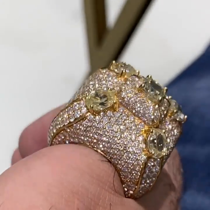 6ctw Round Cut Center Stone With 4 Oval Cut Yellow Sapphires Handmade Luxury Men's Ring