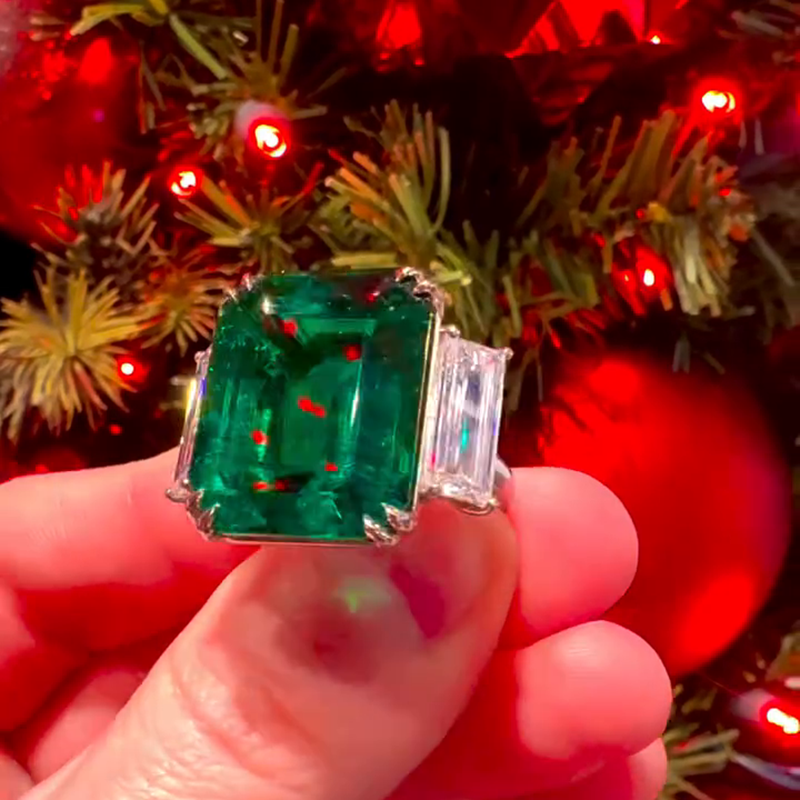 15ct Emerald Cut Emerald Green Three-Stone Christmas Vibe Handmade Ring