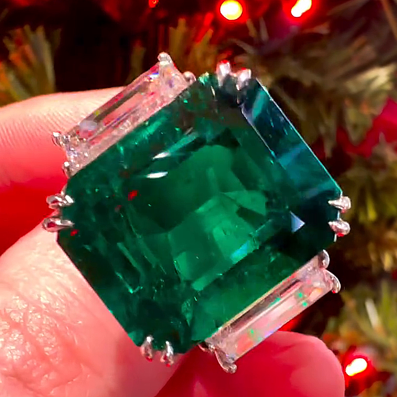 15ct Emerald Cut Emerald Green Three-Stone Christmas Vibe Handmade Ring