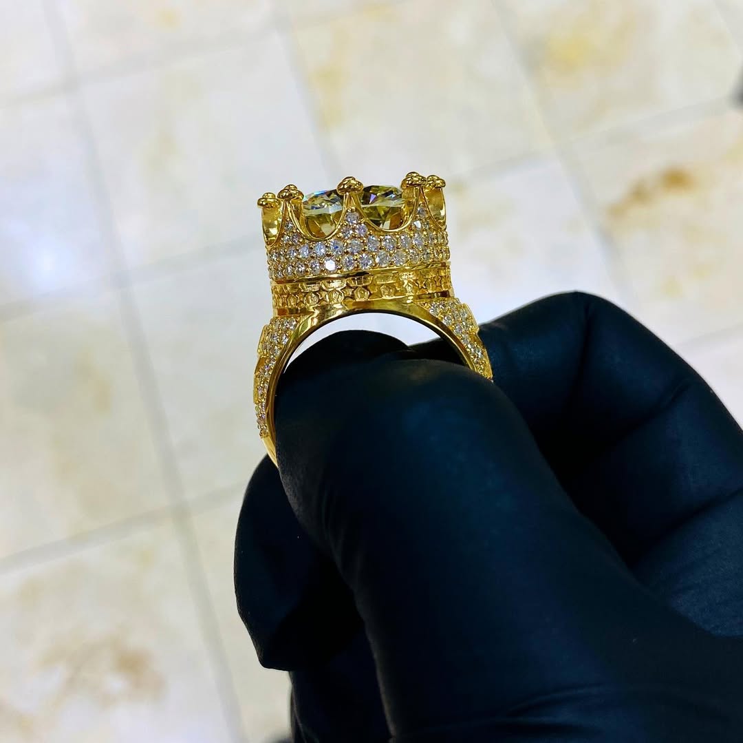 15ct Round Cut White Sapphire King's Crown Yellow Gold Men's Ring