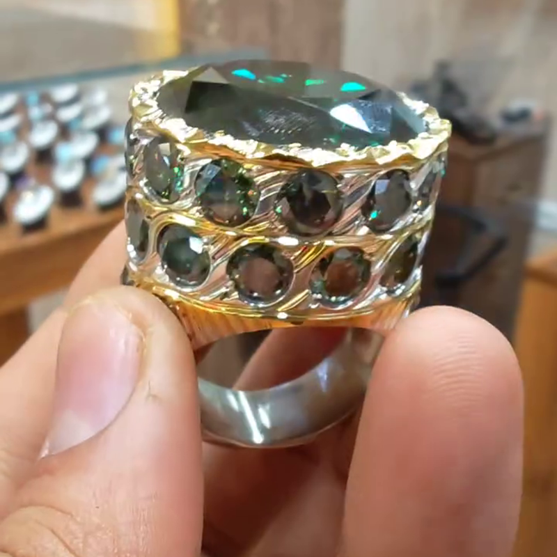 15ct Round Cut Emerald Green Two-Tone Vintage Handmade Men's Ring
