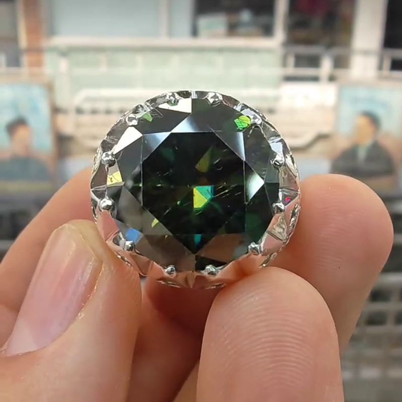 8ct Round Cut Peridot Vintage Handmade Men's Ring