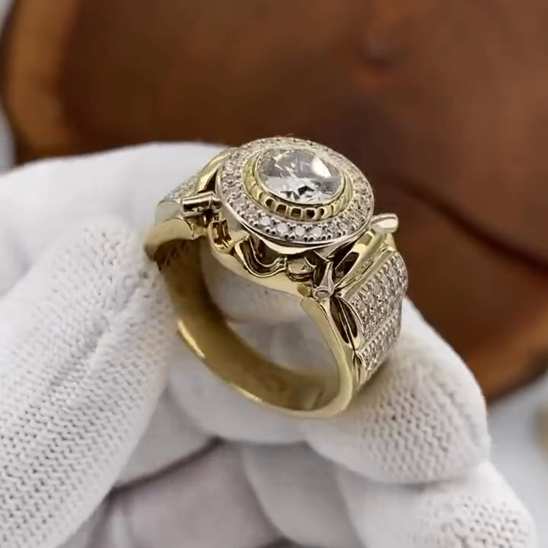 2.5ct Round Cut White Sapphire Vintage Handmade Yellow Gold Men's Ring