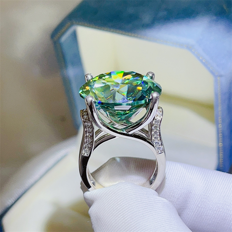 7.50ct Round Cut Blue Green Moissanite Gems Ring
