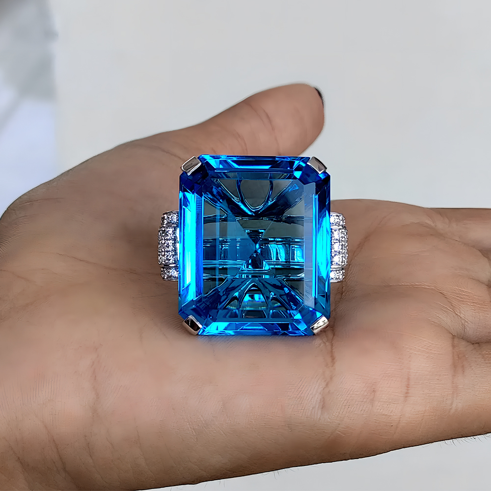 15ct Emerald Cut Blue Topaz Coktail Ring