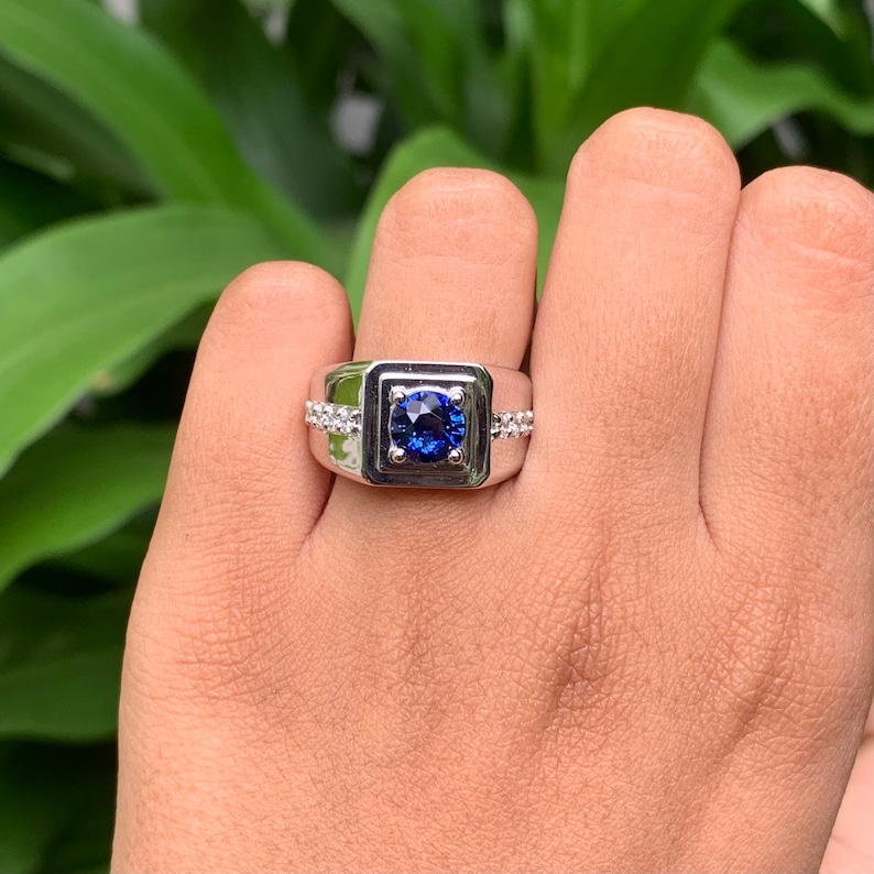 1.5ct Round Cut Blue Sapphire Men's Engagement Ring