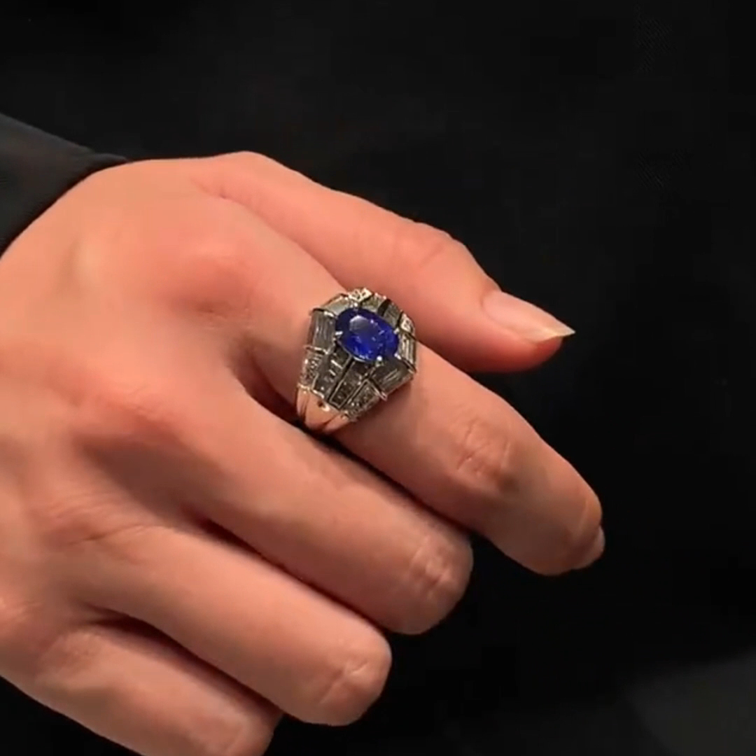 8ct oval cut sapphire sterling silver luxury handcrafted men's ring