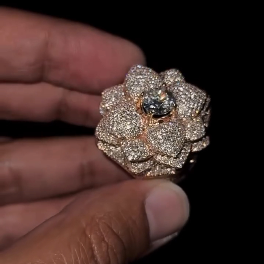 Round-cut Diamond Luxury Rose Flower Shape Sterling Silver Plated Rose Gold Handmade Ring