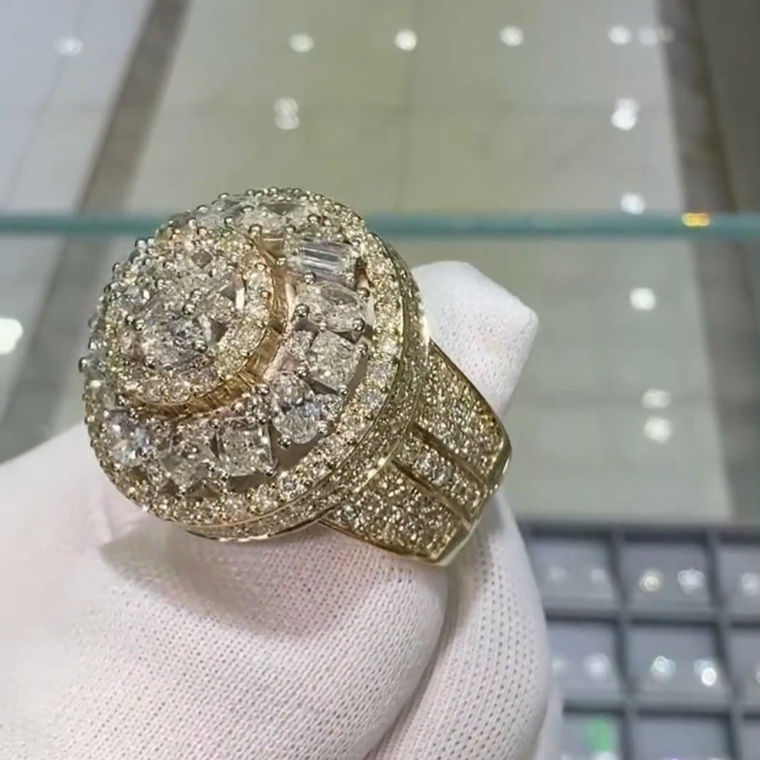 36ctw Oval Cut And Cushion Cut Zircon Sterling Silver Plated Yellow Gold Handmade Ring