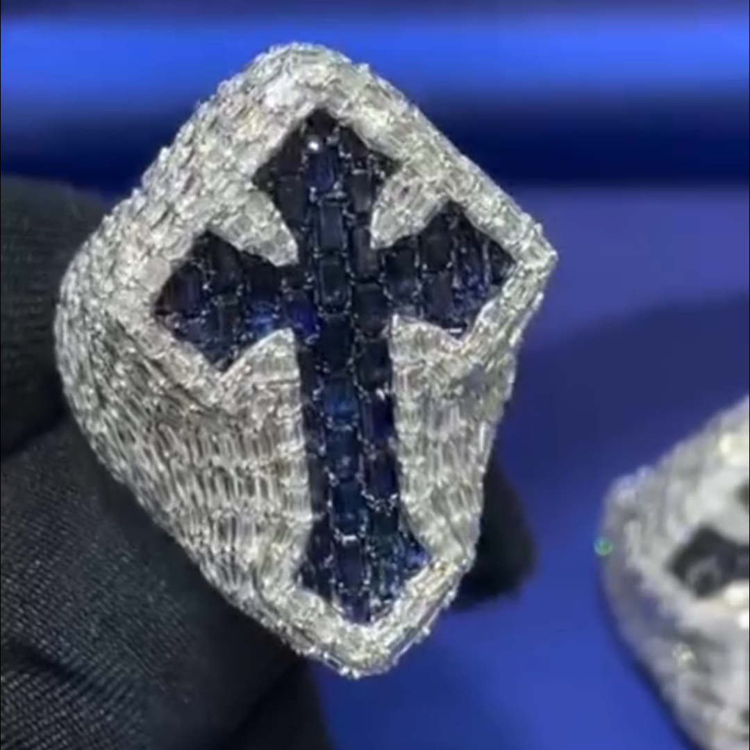 26ct Sapphire And Diamond Luxurious Sterling Silver Handmade Cross Ring