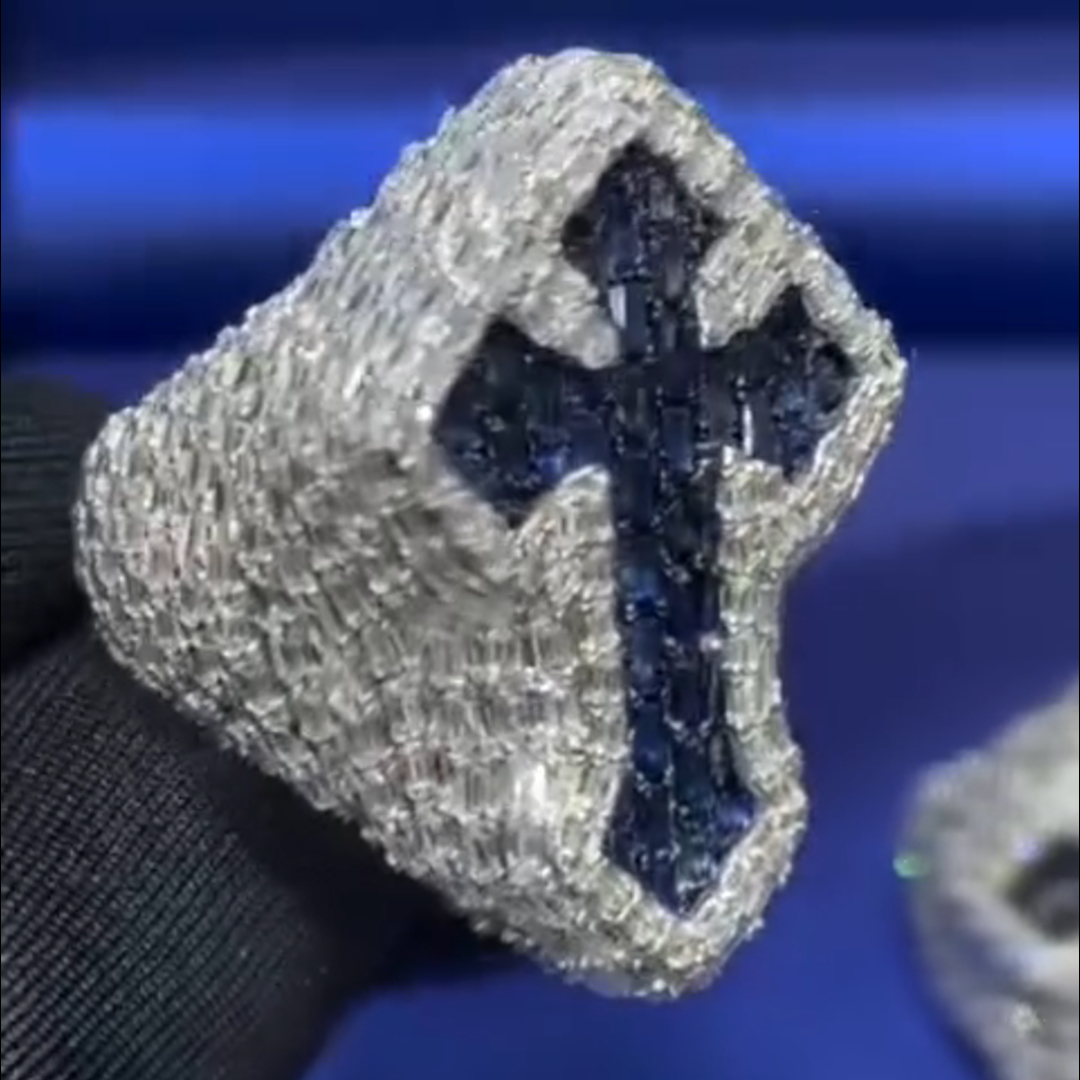 26ct Sapphire And Diamond Luxurious Sterling Silver Handmade Cross Ring