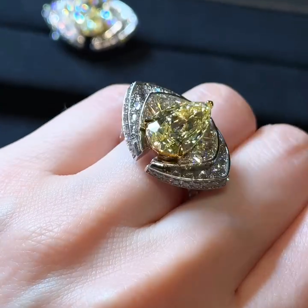 18ct Pear Cut Yellow Diamond Luxury Sterling Silver Handmade Ring