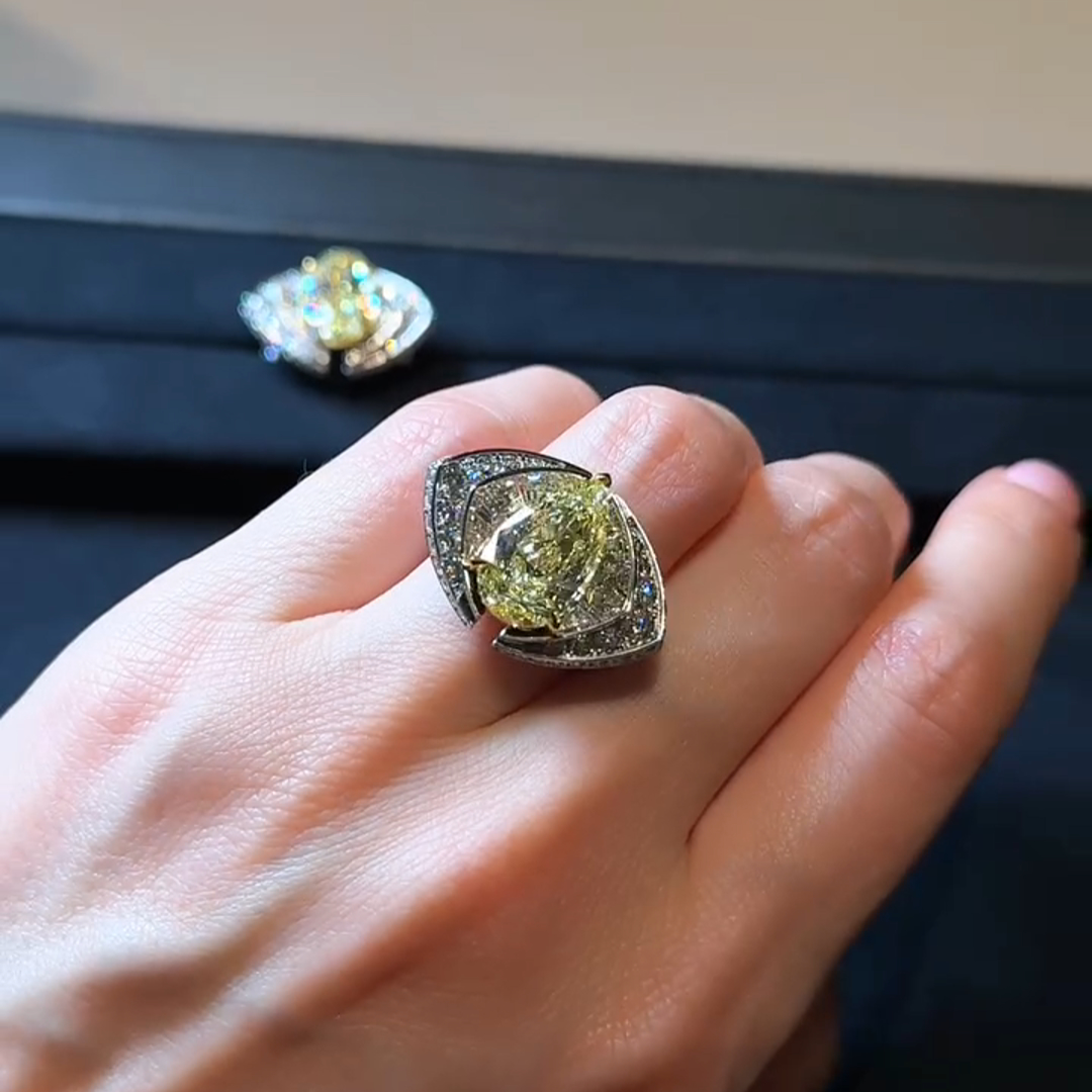 18ct Pear Cut Yellow Diamond Luxury Sterling Silver Handmade Ring