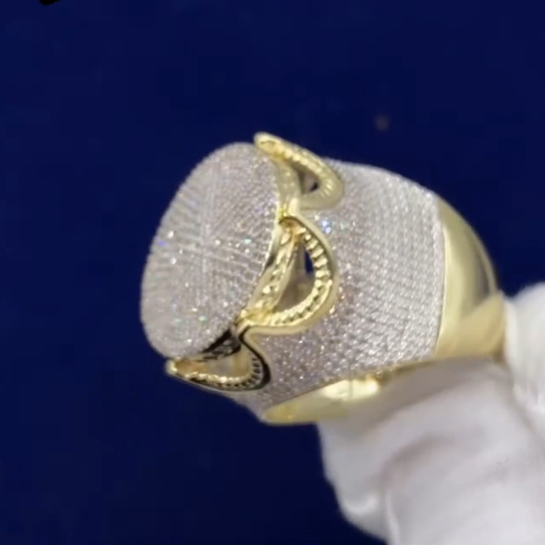 26ctw Round Cut Diamond Luxury Sterling Silver Plated Yellow Gold Handmade Ring