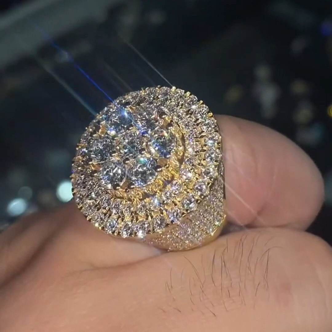 18ctw Cushion Cut Zircon Luxury Flower Shape Handmade Sterling Silver Plated Yellow Gold Ring