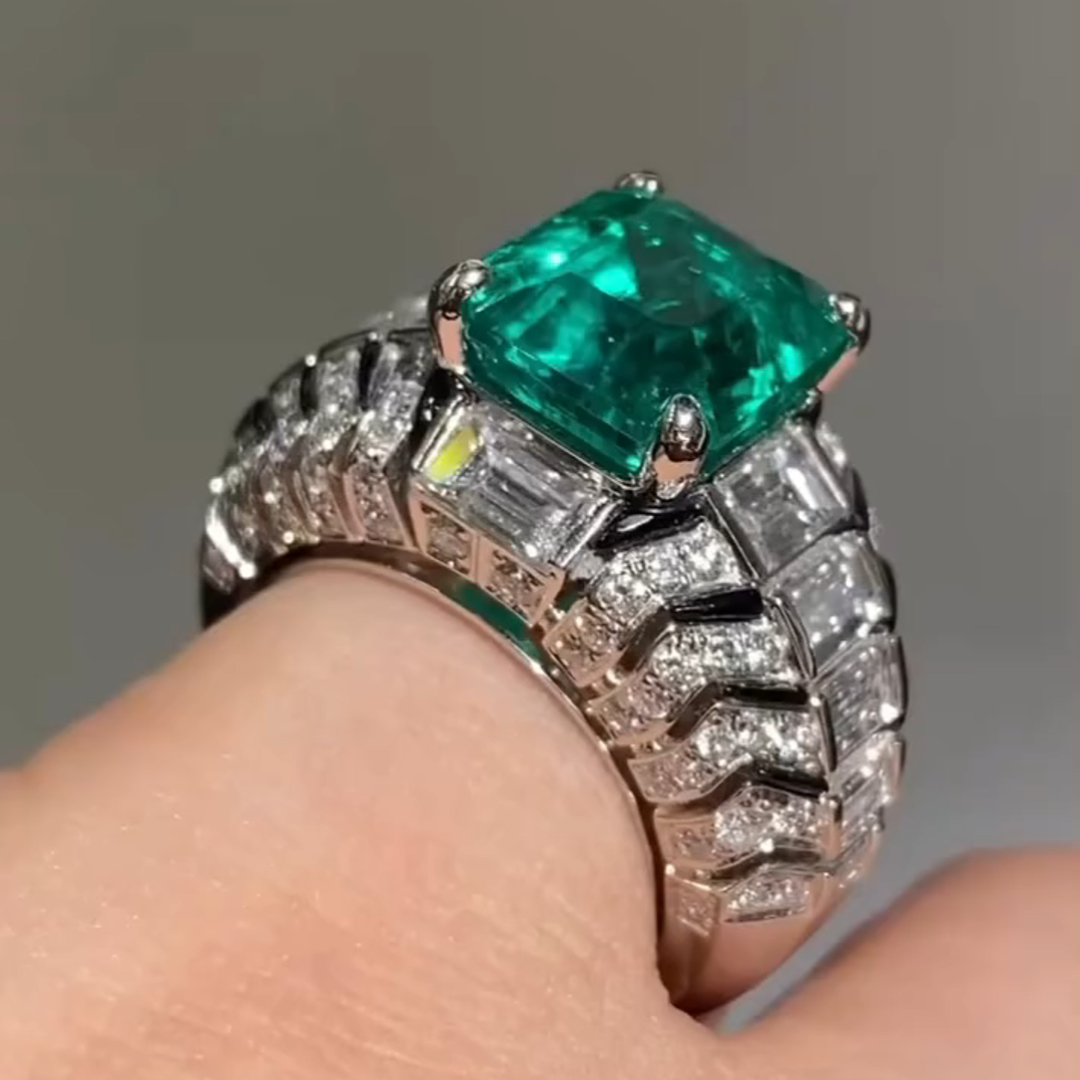 8ct Cushion Cut Emerald Luxury Sterling Silver Handmade Ring