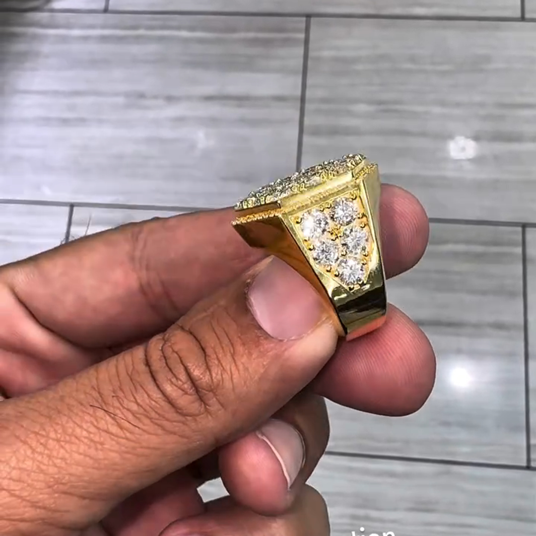 4.5ct Round-cut Zircon Sterling Silver Plated Yellow Gold Handmade Ring