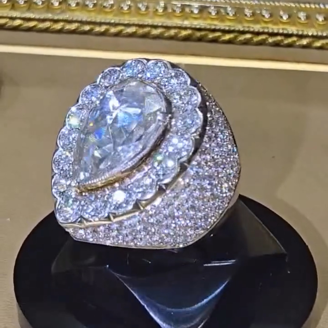 8ct Pear-cut Diamond Sterling Silver Plated Yellow Gold Handmade Ring