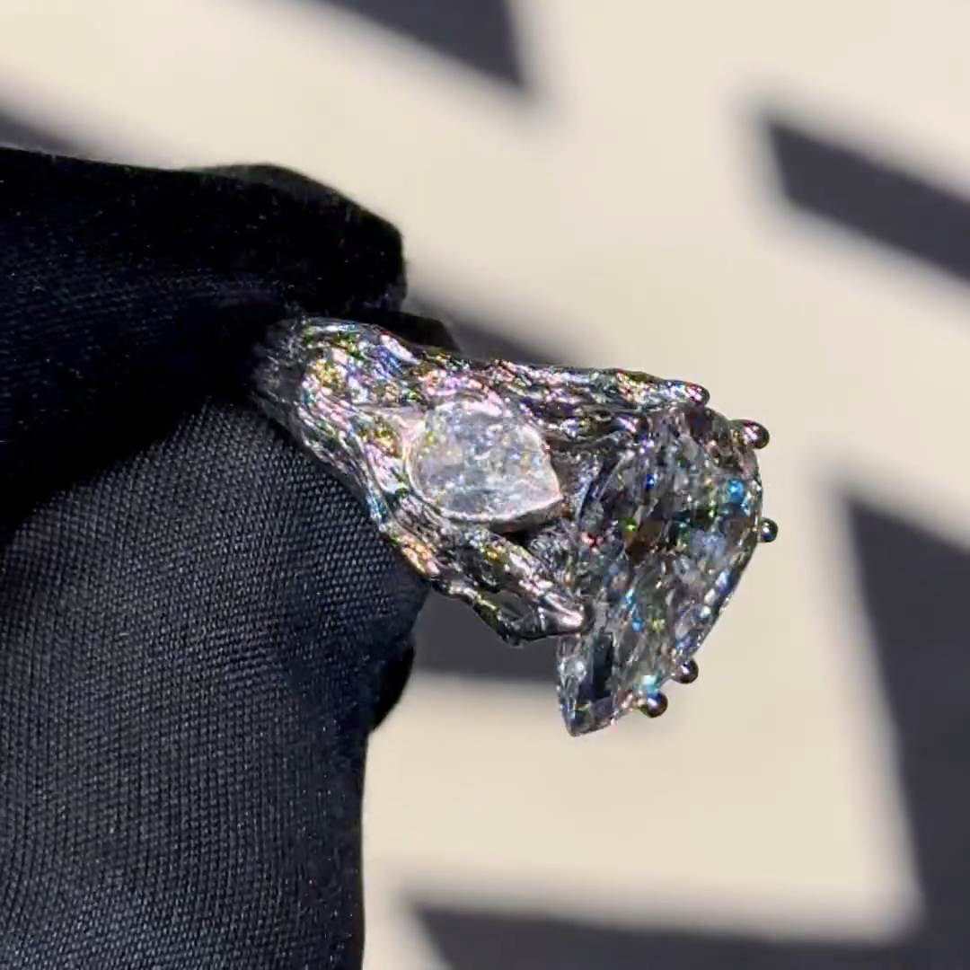 8ct Pear-shaped Diamond Sterling Silver Handmade Ring