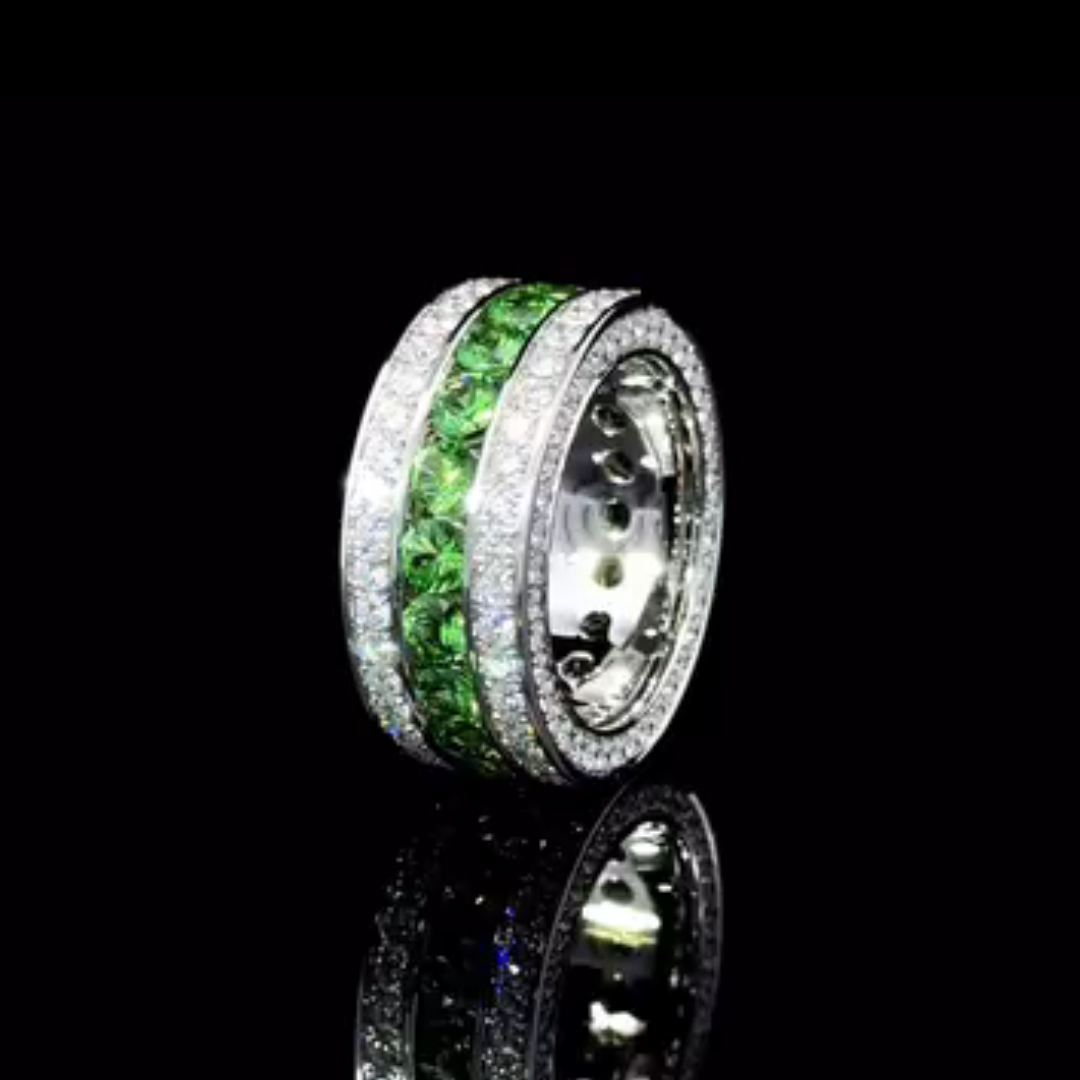 4ct Round-cut Emerald Sterling Silver Handmade Ring
