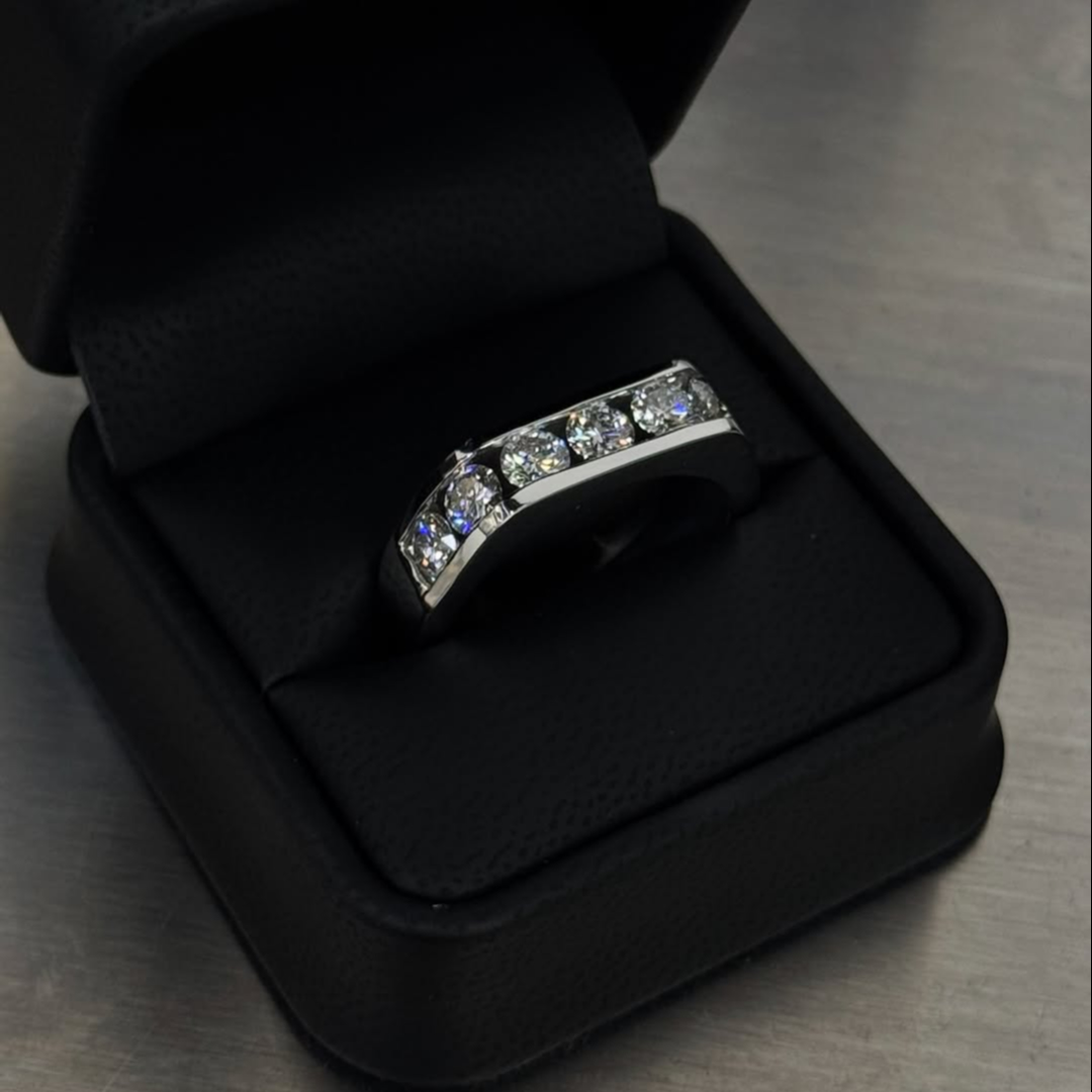 1ct Round-cut Sterling Silver Luxury Handcrafted Ring